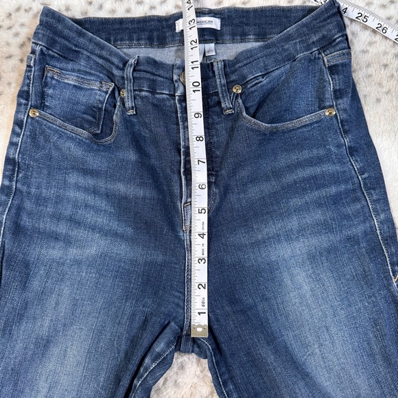 Good American Good Waist Crop Women's Jeans - Size 6 / 28 - Picture 4 of 15